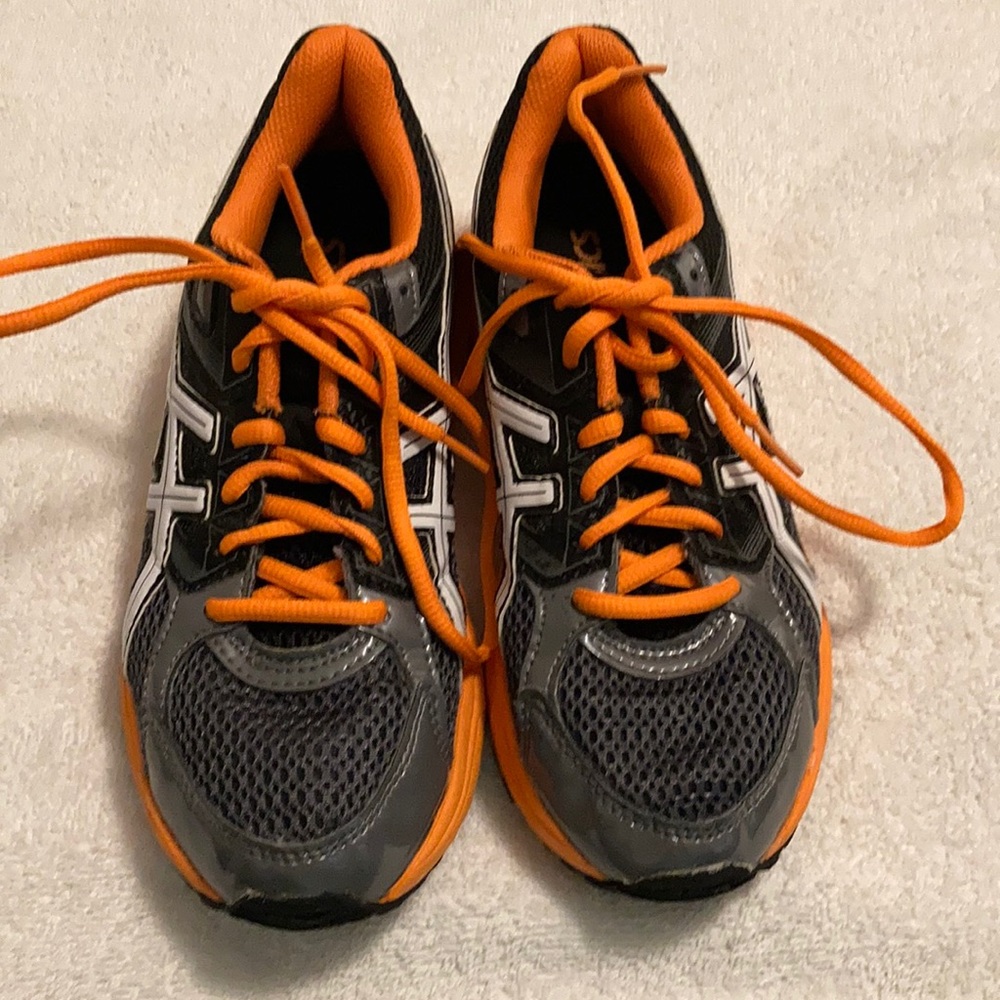 Oasis Orange & Gray shoes